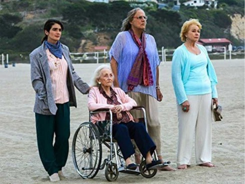 Gaby Hoffmann, Jeffrey Tambor, Jenny O'Hara and Shannon Welles in Transparent