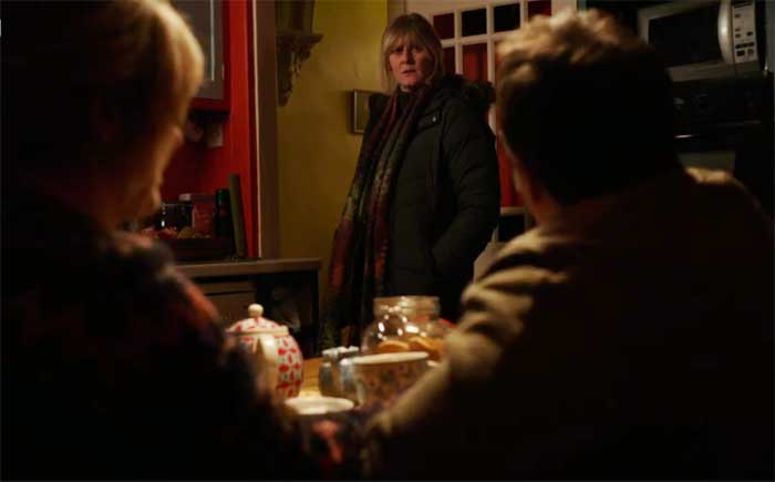 Siobhan Finneran, Sarah Lancashire and Con O'Neill in Happy Valley