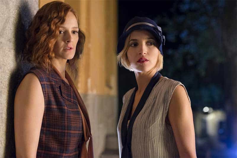 Ana Polvorosa and Ana Fernández in Cable Girls (Las Chicas Del Cable)