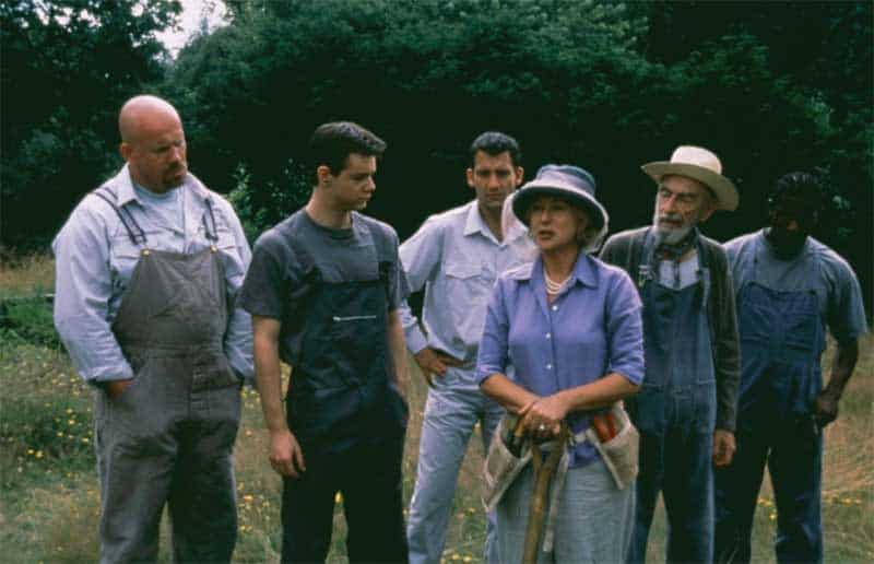 Adam Fogerty, Danny Dyer, Clive Owen, Helen Mirren, David Kelly, and Paterson Joseph in Greenfingers