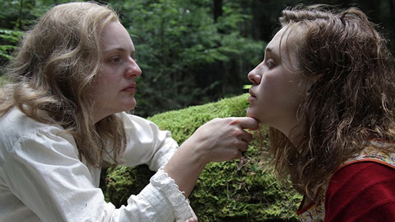  Elisabeth Moss and Odessa Young in Shirley