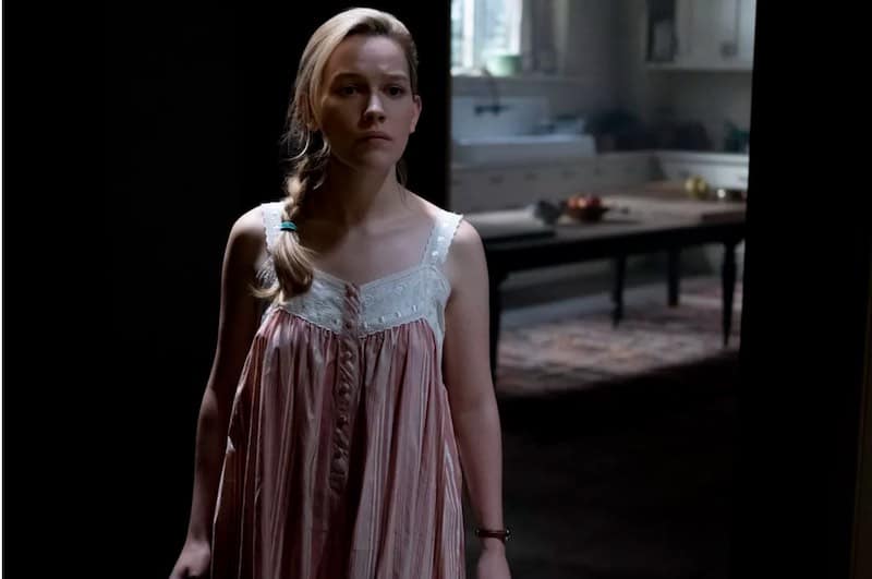 Victoria Pedretti in the Haunting of Bly Manor
