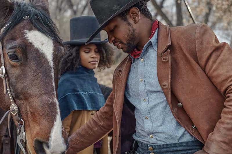 Jonathan Majors and Zazie Beetz in The Harder They Fall