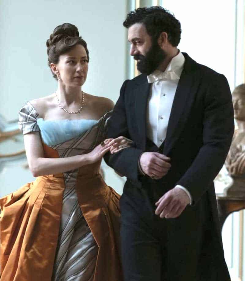 Morgan Spector and Carrie Coon in The Gilded Age