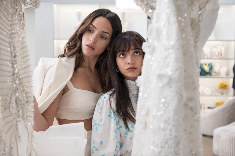 Isabela Merced and Adria Arjona in Father of the Bride
