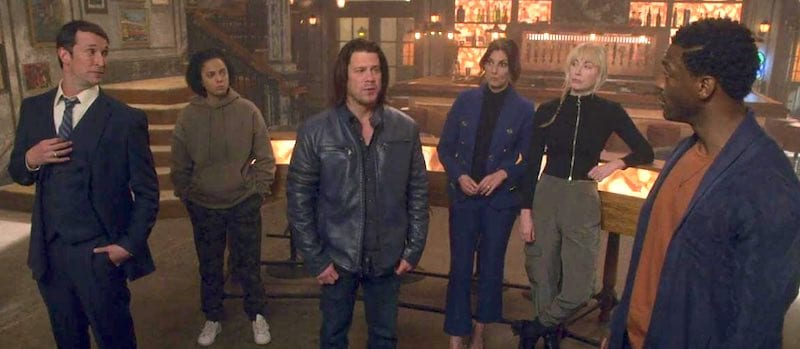Noah Wyle, Gina Bellman, Aldis Hodge, Christian Kane, Beth Riesgraf, and Aleyse Shannon in Leverage: Redemption